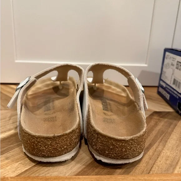 Birkenstock Gizah Women's White Sandals size 38 - Picture 6 of 12